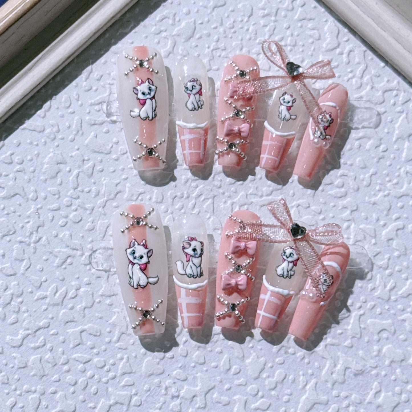 Japanese-style Marie Meow handmade press-on nails