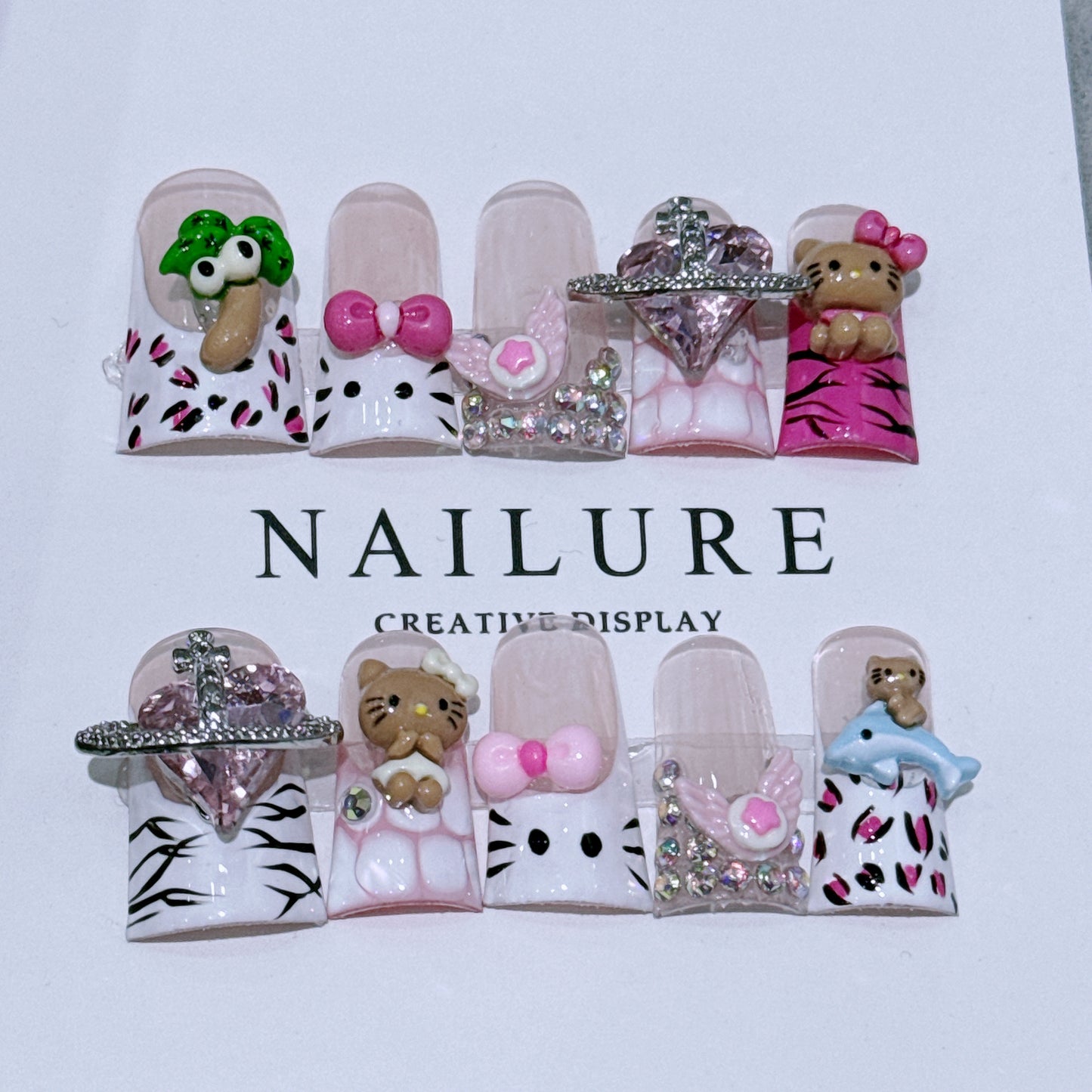 Hello Kitty region-limited European and American handmade press-on nails